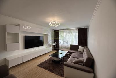 Apartament cu 3 camere decomandat, mobilat în Rovine