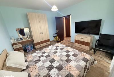 Apartament cu 4 camere decomandat în Central - 1