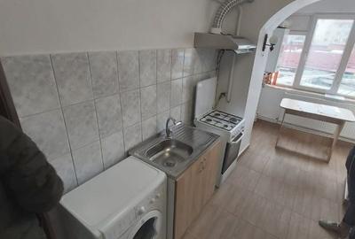 Apartament cu 2 camere decomandat în Central - 3
