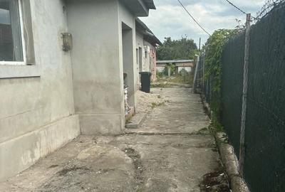 Casă cu 5 camere cu Teren 325 Mp în Central - 3