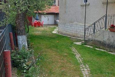 Casă cu 5 camere cu Teren 720 Mp în Câmpulung Moldovenesc