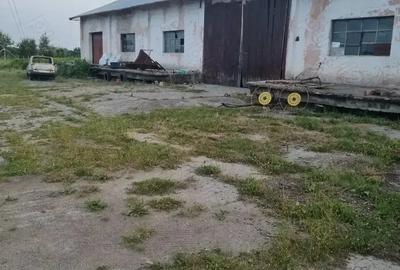 Spațiu comercial, de 500 mp, în Central