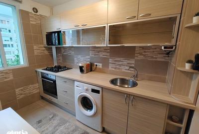 Apartament cu 2 camere semidecomandat în Dristor