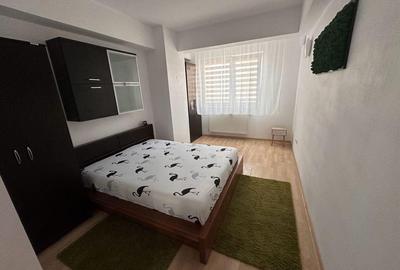 Apartament cu 2 camere decomandat, mobilat în Nicolina