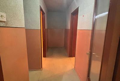 Apartament cu 3 camere semidecomandat în Berceni - 3