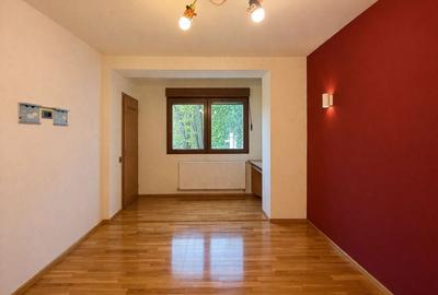 Apartament cu 4 camere decomandat, mobilat în Central - 2