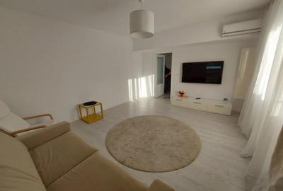 Apartament cu 2 camere decomandat în Gara de Nord