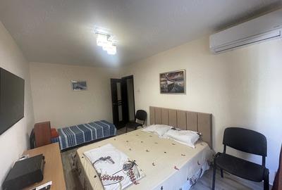 Garsonieră decomandată în Central