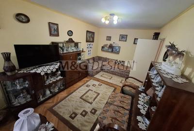 Apartament cu 2 camere decomandat în Complex Studențesc