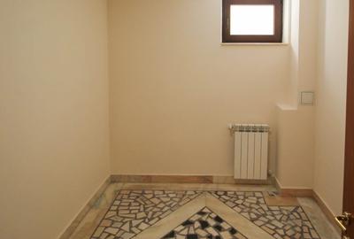 Casă cu 11 camere cu Canalizare în Pipera - 11