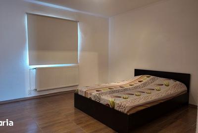 Casă cu 3 camere cu Teren 300 Mp în Central - 2