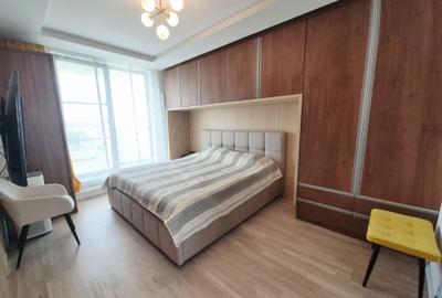 Apartament cu 4 camere decomandat în Central