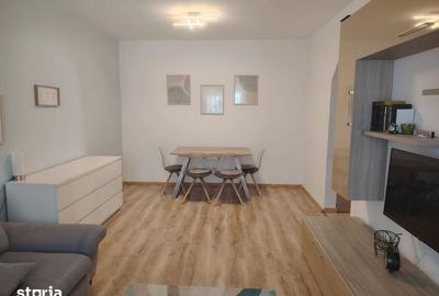 Apartament cu 3 camere în Apărătorii Patriei