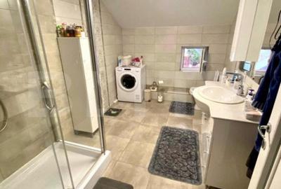 Casă cu 5 camere cu Teren 460 Mp în Romanești - 11