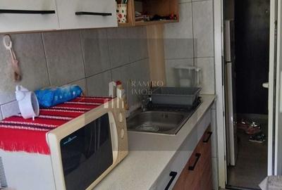 Apartament cu 2 camere semidecomandat în Progresul