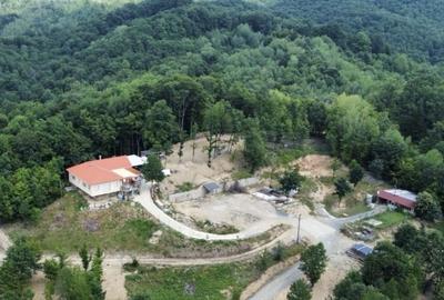 Casă cu 4 camere în Groși