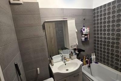 Apartament cu 2 camere decomandat în Chiajna