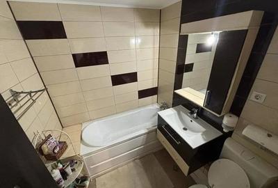 Apartament cu 4 camere decomandat în Basarabia - 3