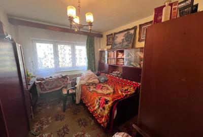 Apartament cu 2 camere decomandat în Decebal - 13