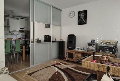 Apartament cu 2 camere semidecomandat în UTA - 1