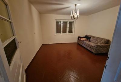 Casă cu 4 camere în Suplacu de Barcău