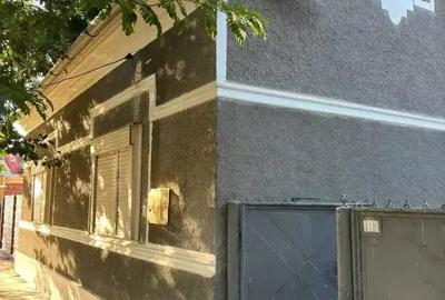 Casă cu 5 camere în Crai Nou - 4