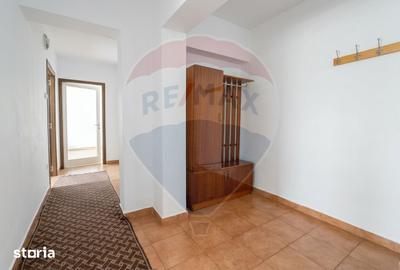 Apartament cu 3 camere decomandat în Central - 11