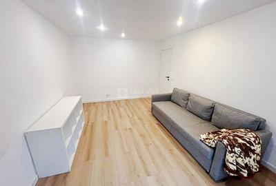 Apartament cu 2 camere decomandat, mobilat în Central