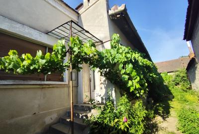 Casă individuală cu 3 camere cu Teren 378 Mp în Petrești - 1