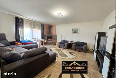 Casă cu 6 camere cu Teren 495 Mp în Recea - 1