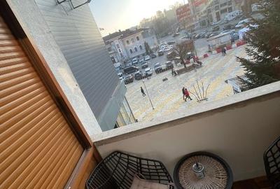 Apartament cu 2 camere semidecomandat, mobilat în Ultracentral