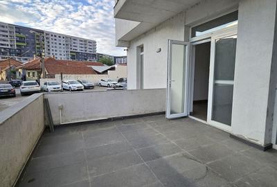 Spațiu comercial, de 150 mp, în Iosia