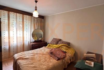 Apartament cu 4 camere decomandat în Poarta 6 - 18