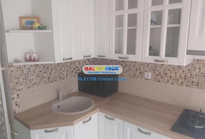 Apartament cu 3 camere decomandat, mobilat în Crângași