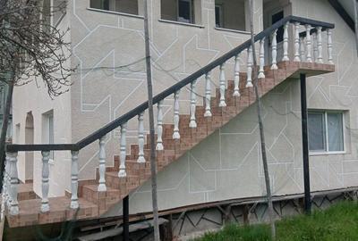 Casă cu 4 camere în Dumbrava - 2