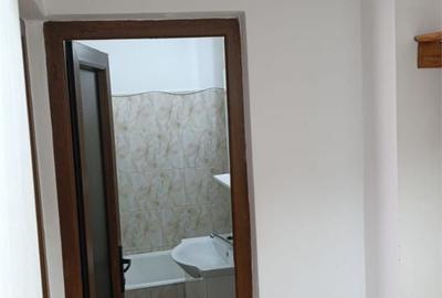 Garsonieră decomandată în Central - 3