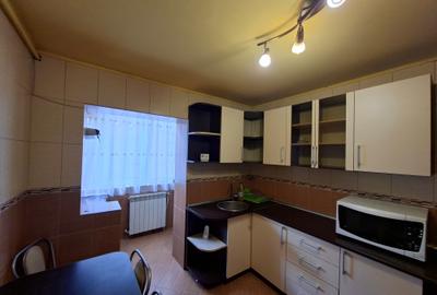 Apartament cu 3 camere decomandat în Decebal