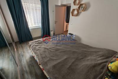 Casă cu 6 camere semidecomandat cu Canalizare în Nord - 4
