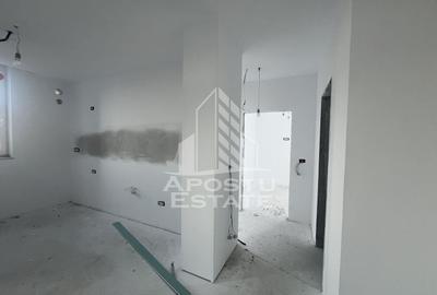 Apartament cu 3 camere semidecomandat în Aradului - 6