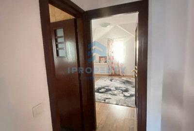 Casă cu 5 camere cu Canalizare în Dobroești - 18