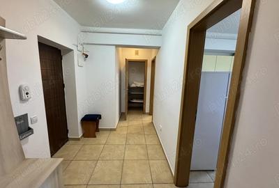 Garsonieră decomandată în Central - 2