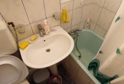 Apartament cu 2 camere semidecomandat în Gorjului