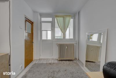 Apartament cu 3 camere, mobilat în Titan