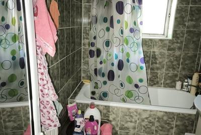 Apartament cu 3 camere decomandat în Mihail Kogălniceanu