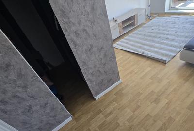 Apartament cu 2 camere decomandat în Petros