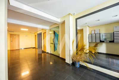 Apartament cu 2 camere decomandat în Tractorul - 17