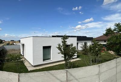 Casă cu 7 camere în Livada de Bihor - 1