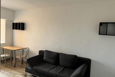 Garsonieră decomandată, mobilată în Hipodrom 4 - 8