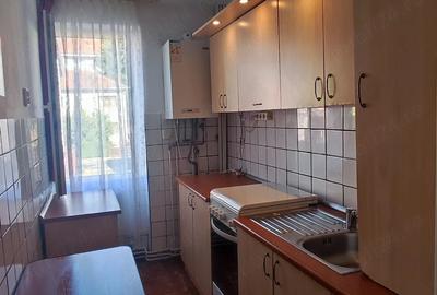 Apartament cu 2 camere nedecomandat în Centrul Civic