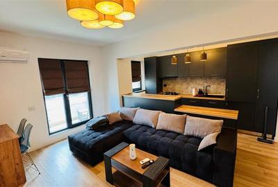 Apartament cu 2 camere decomandat, mobilat în Sud